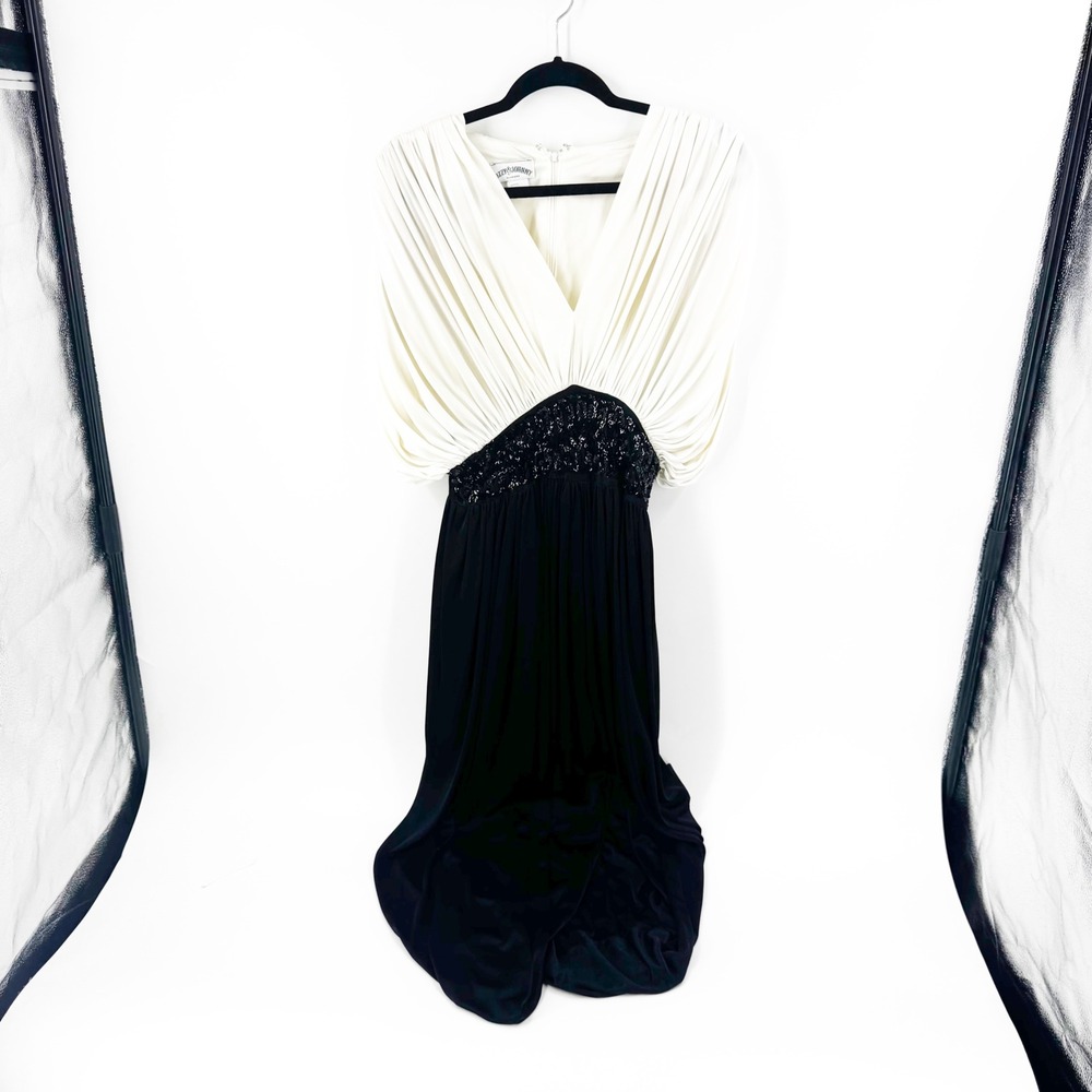 Lizzy & Johnny by Lucero Vintage Sequin Pleated Gown Black‎ White Size 10 Formal